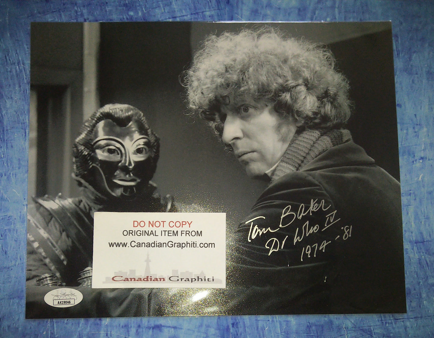 Tom Baker Hand Signed Autograph 8x10 Photo Doctor Who COA