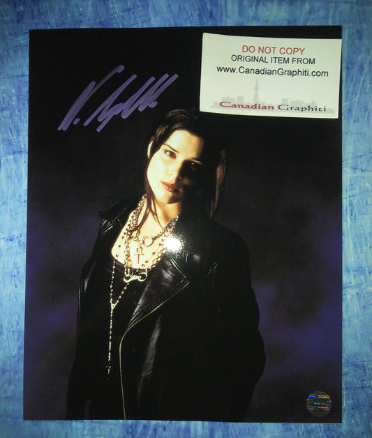 Neve Campbell Hand Signed Autograph 8x10 Photo COA