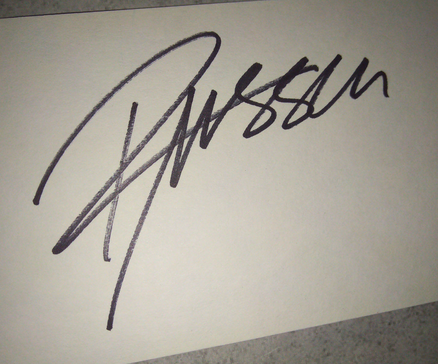 Russell Crowe Hand Signed Autograph Index Card COA