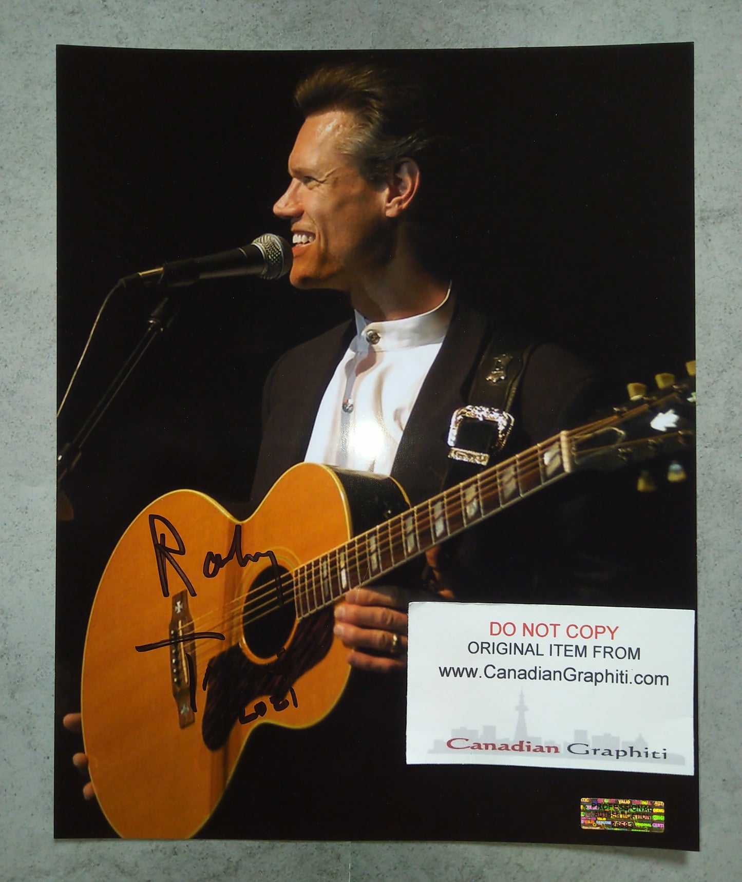 Randy Travis Hand Signed Autograph 8x10 Photo COA