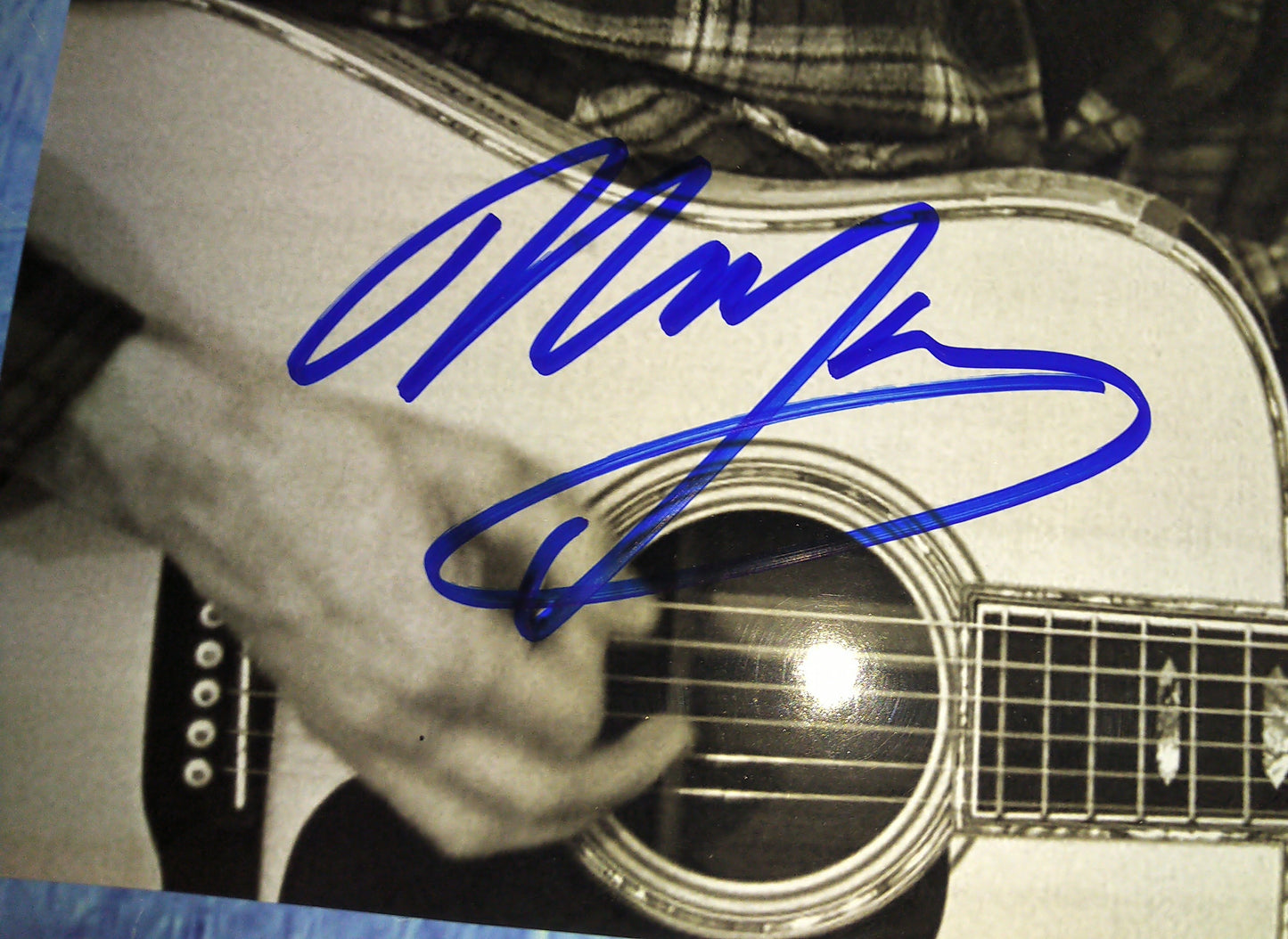 Neil Young Hand Signed Autograph 8x10 Photo COA