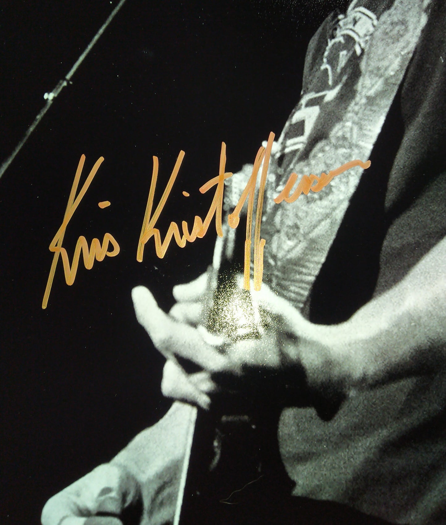 Kris Kristofferson Hand Signed Autograph 11x14 Photo COA