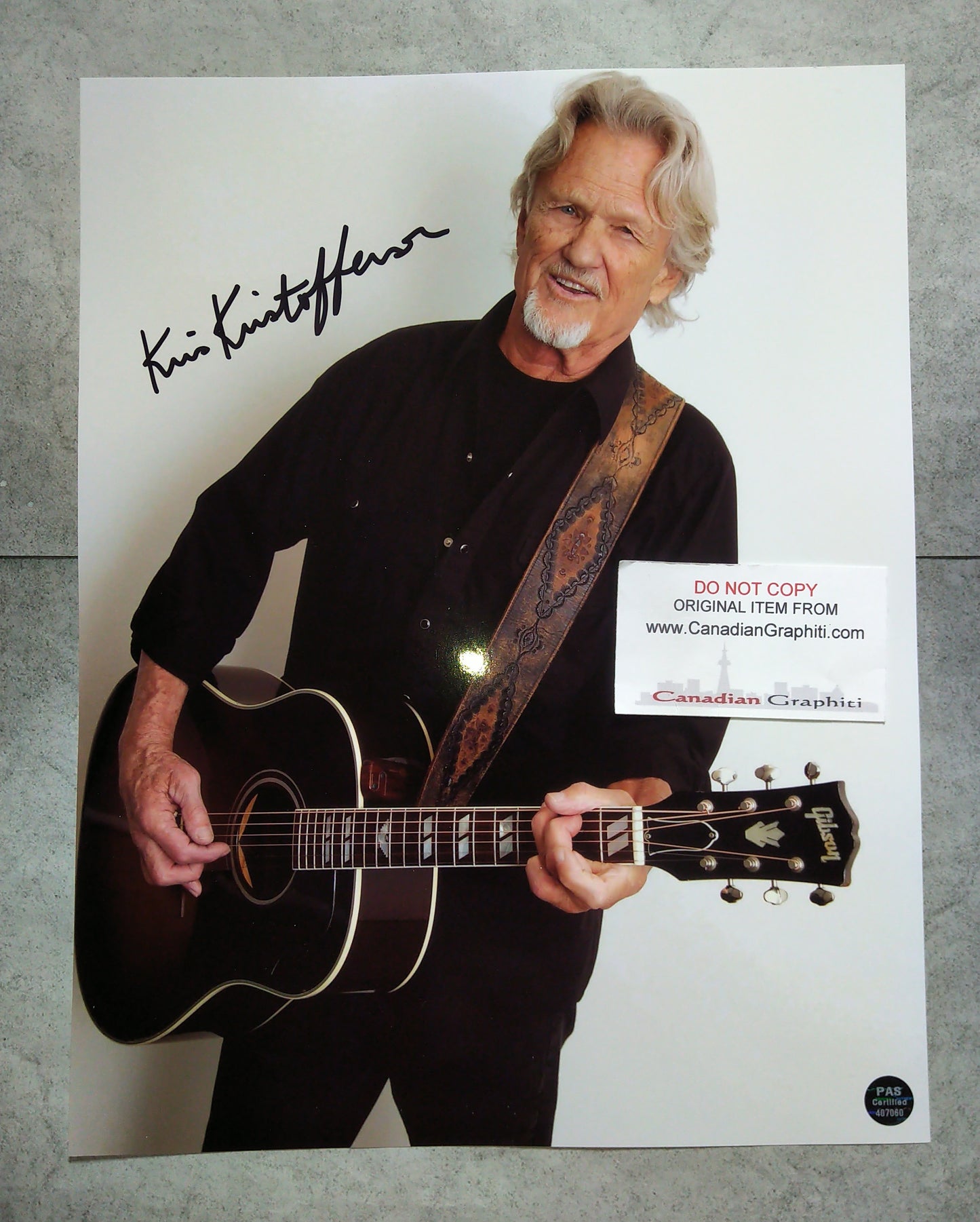 Kris Kristofferson Hand Signed Autograph 11x14 Photo COA