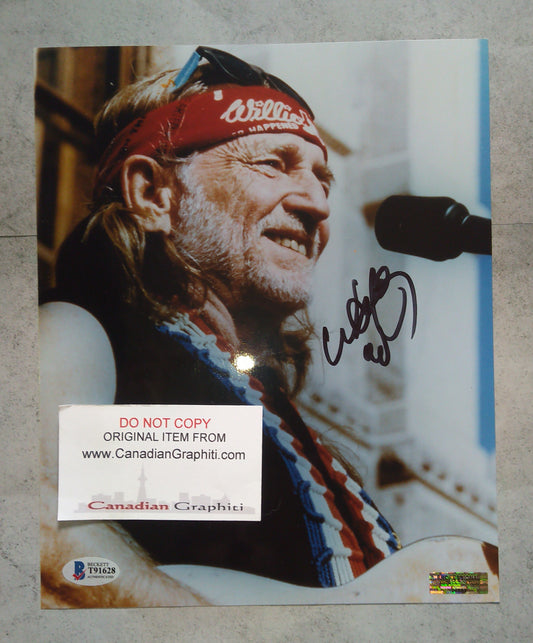 Willie Nelson Hand Signed Autograph 8x10 Photo COA + BAS