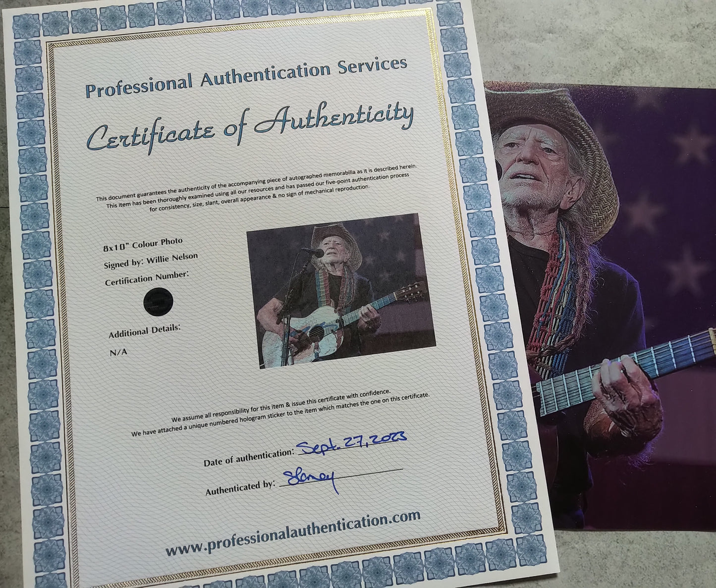 Willie Nelson Hand Signed Autograph 8x10 Photo COA