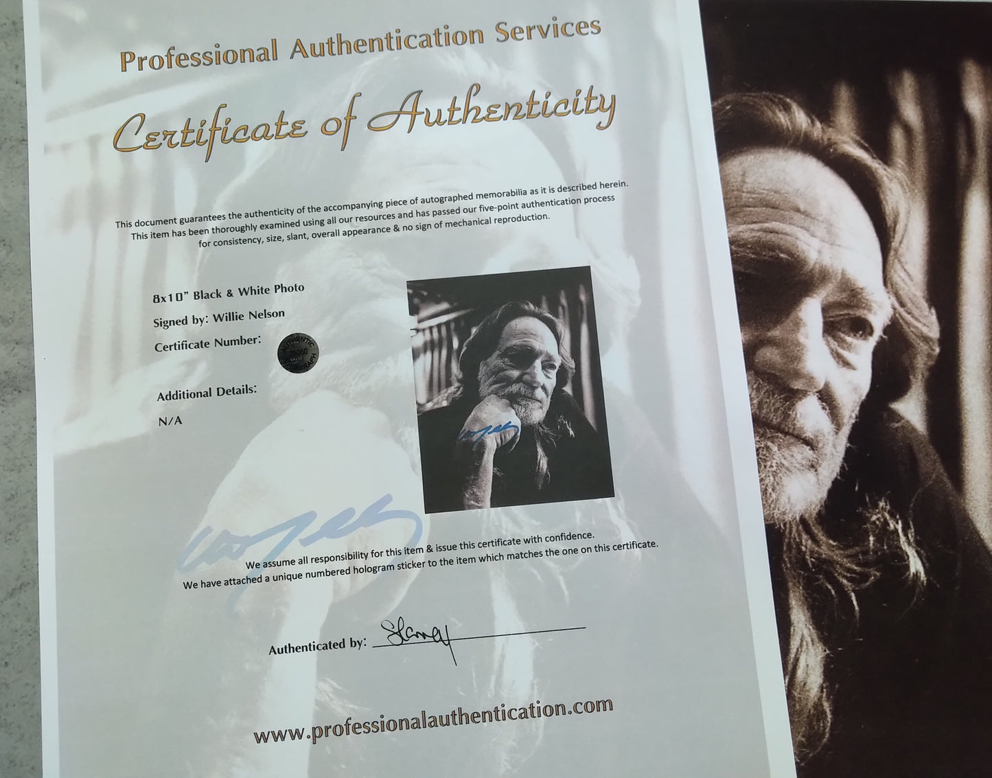 Willie Nelson Hand Signed Autograph 8x10 Photo COA