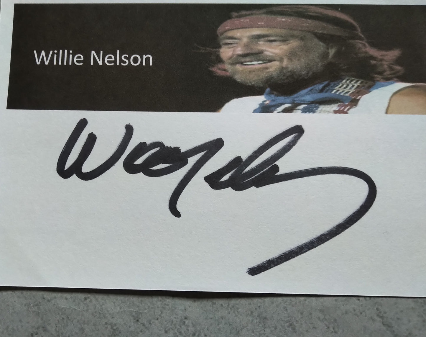 Willie Nelson Hand Signed Autograph Index Card COA