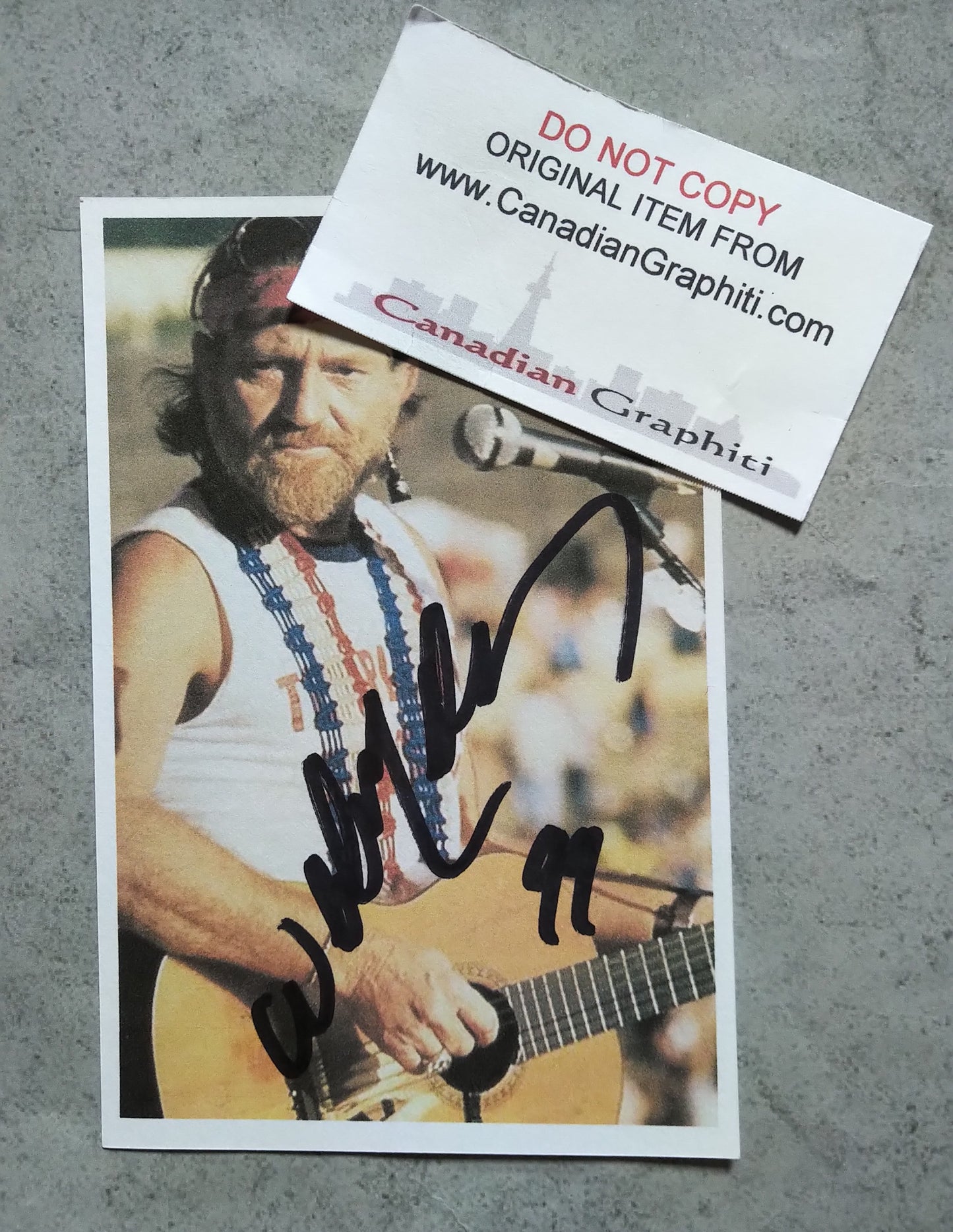 Willie Nelson Hand Signed Autograph Index Card Photo COA