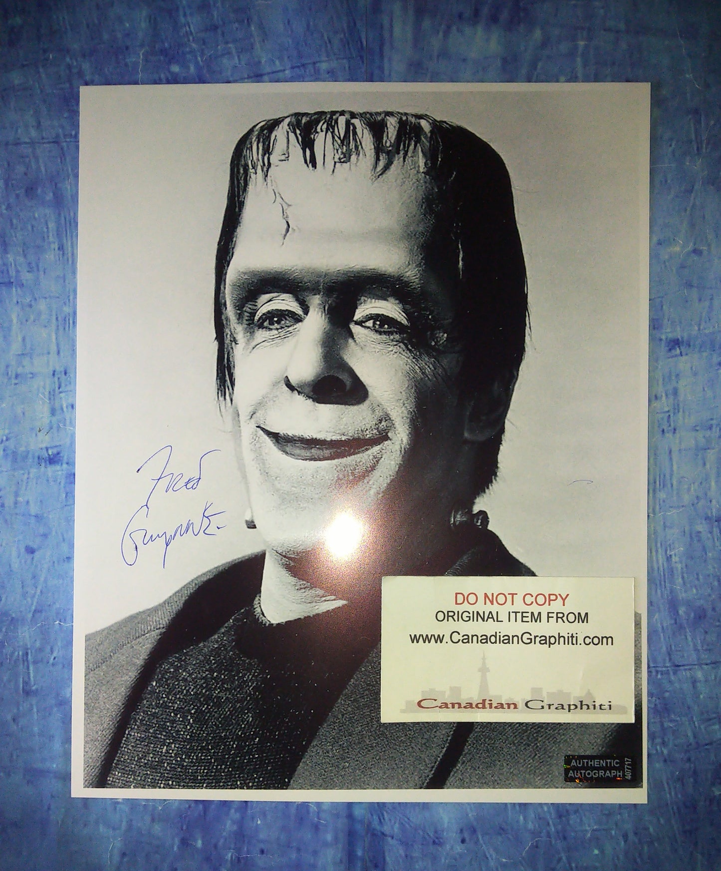 Fred Gwynne Hand Signed Autograph 8x10 Photo COA The Munsters