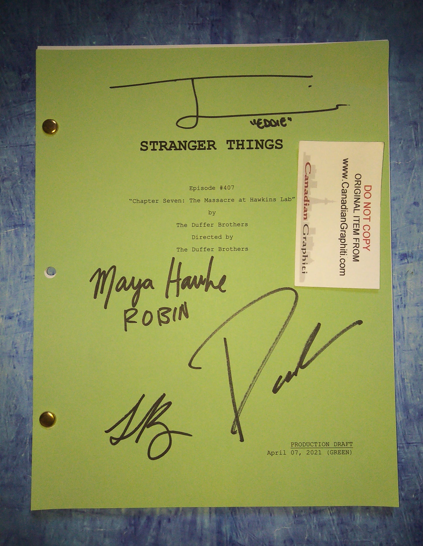 Stranger Things Cast Hand Signed Autograph Script COA David Harbour, Joseph Quinn, Maya Hawke & Joe Keery