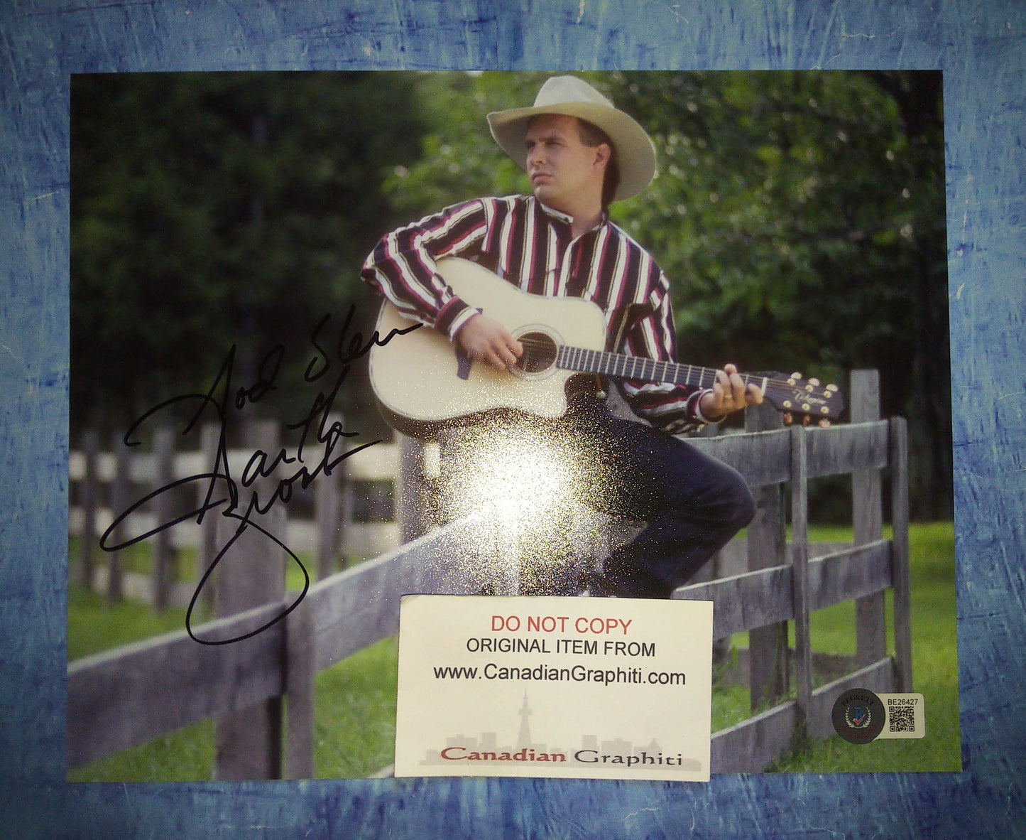 Garth Brooks Hand Signed Autograph 8x10 Photo BAS COA