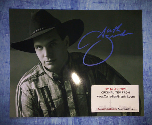 Garth Brooks Hand Signed Autograph 8x10 Photo COA