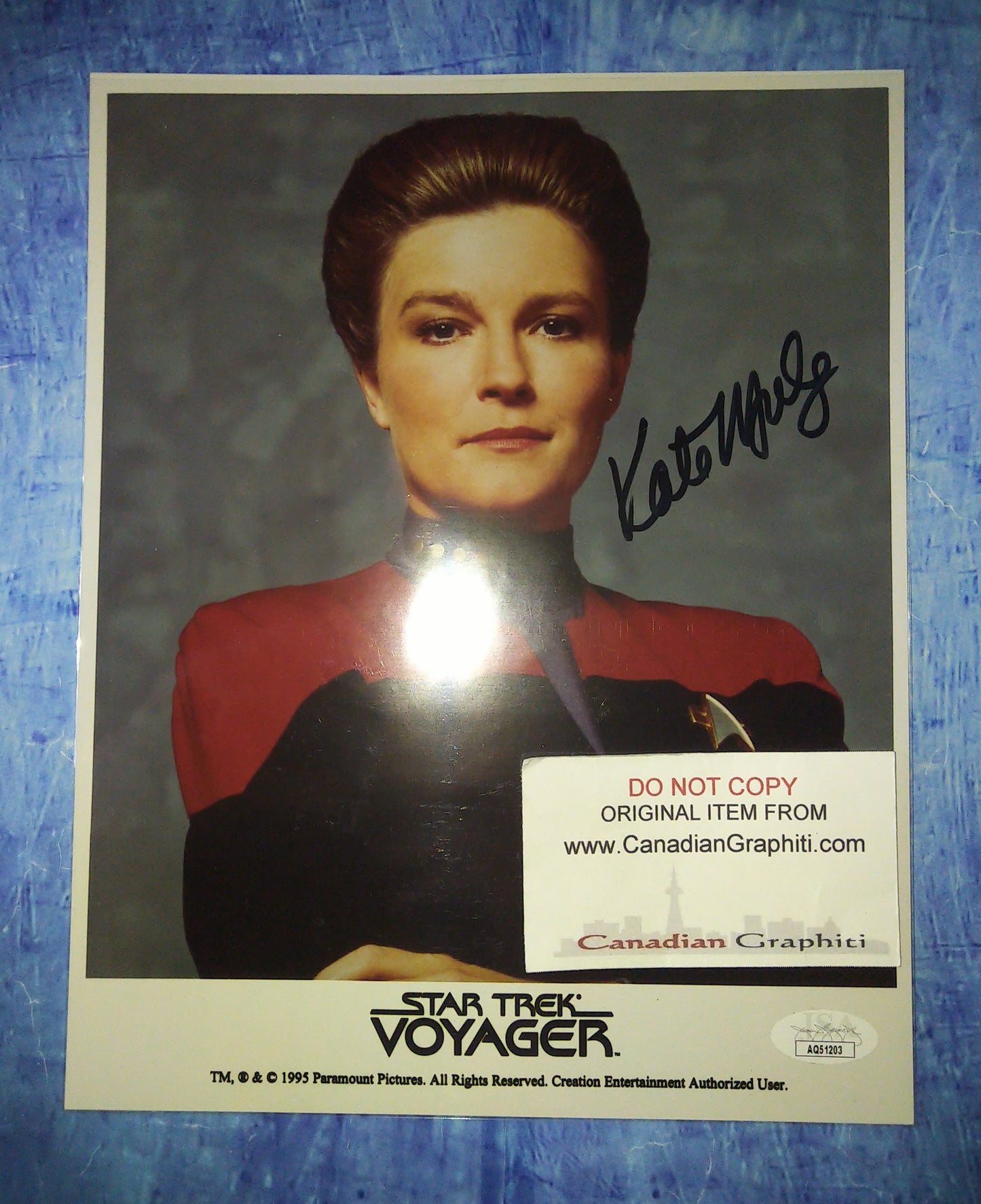 Kate Mulgrew Hand Signed Autograph 8x10 Photo JSA COA Star Trek Voyager