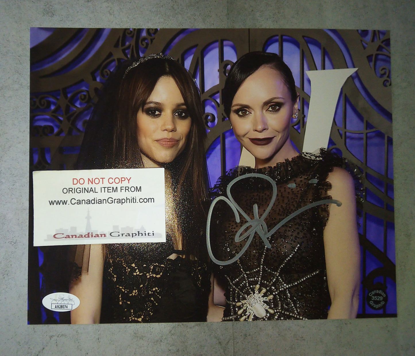 Christina Ricci Hand Signed Autograph 8x10 Photo COA + JSA Wednesday