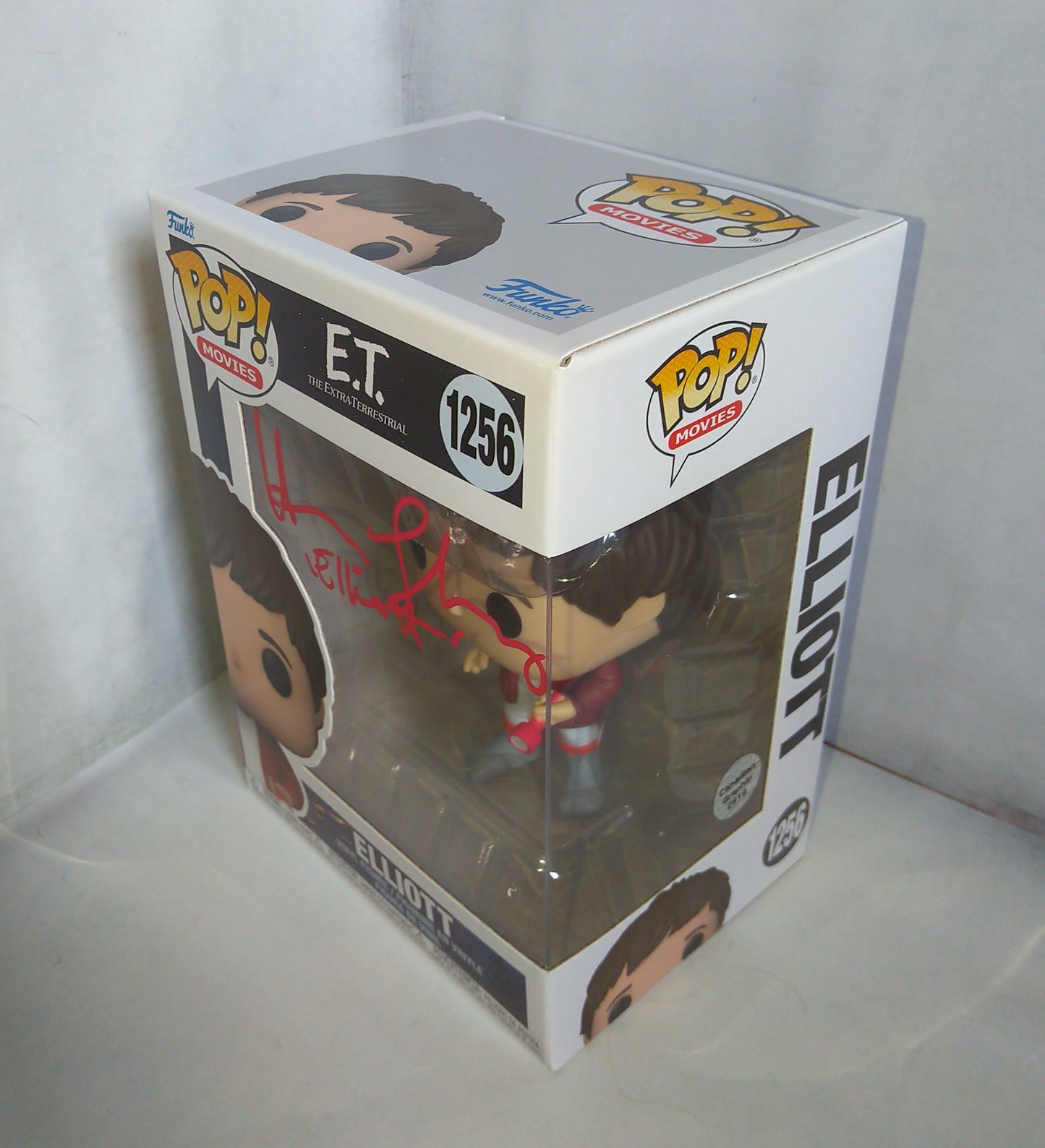 Henry Thomas Hand Signed Autograph ET Elliott Funko Pop COA