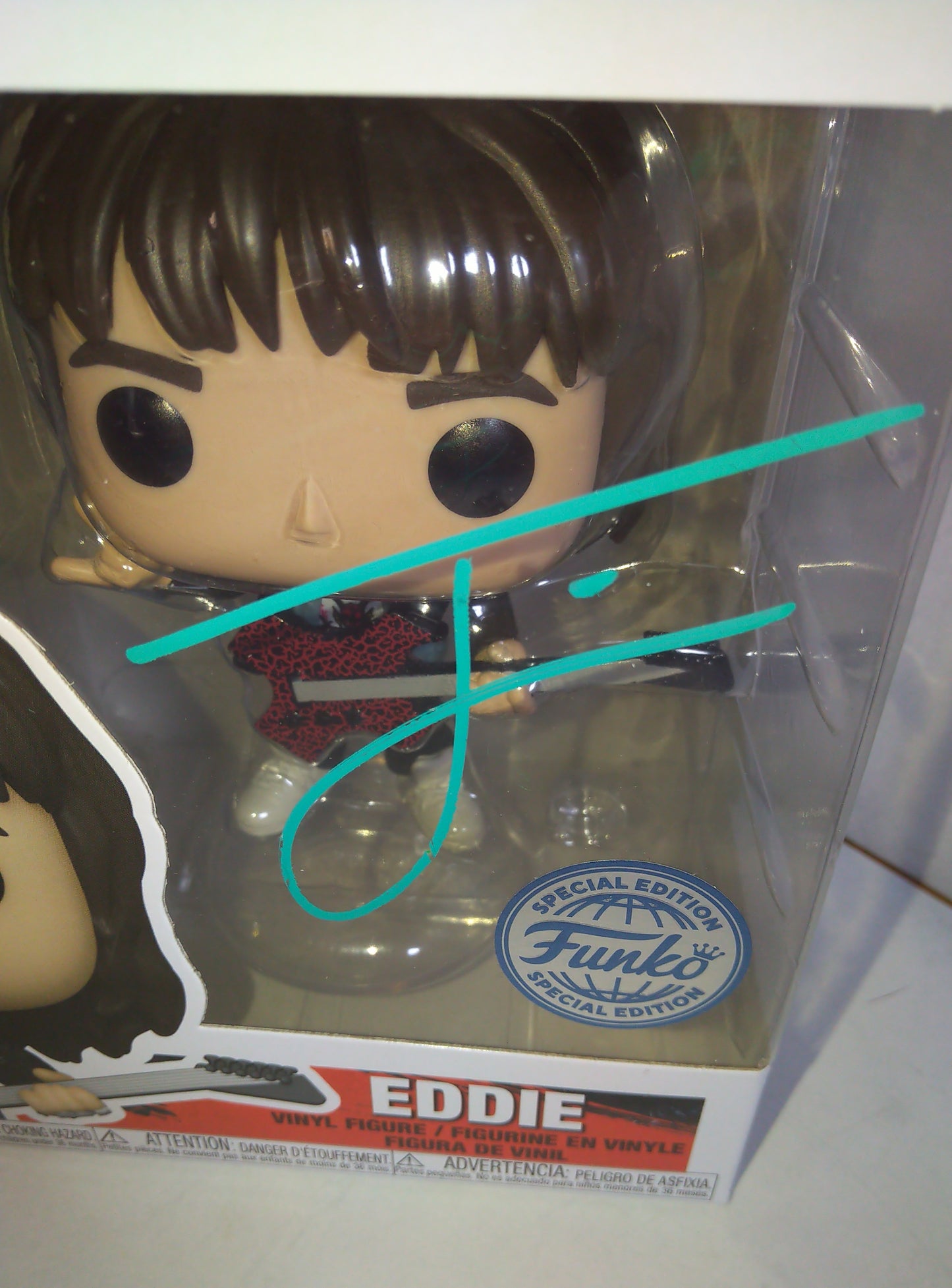 Joseph Quinn Hand Signed Autograph Stranger Things Funko Pop COA + BAS