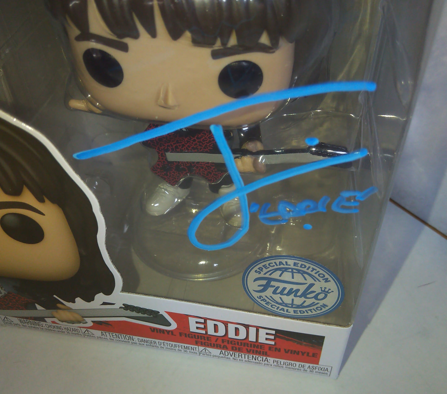 Joseph Quinn Hand Signed Autograph Stranger Things Funko Pop COA + BAS