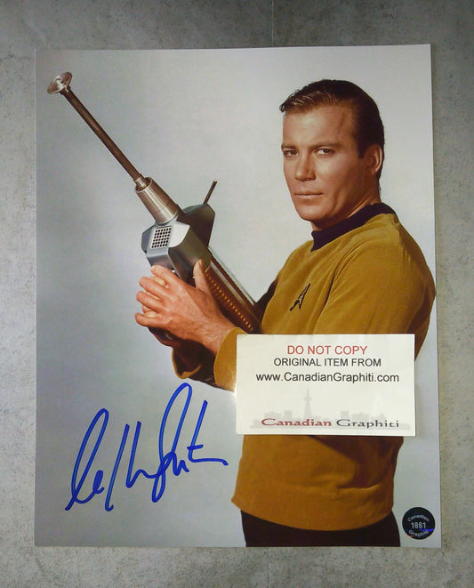 William Shatner Hand Signed Autograph 8x10 Photo COA Star Trek