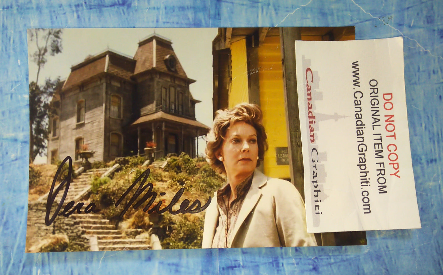 Vera Miles Hand Signed Autograph Photo COA