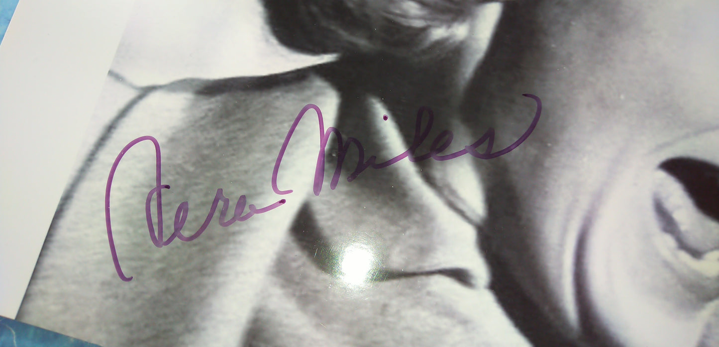 Vera Miles Hand Signed Autograph 8x10 Photo COA