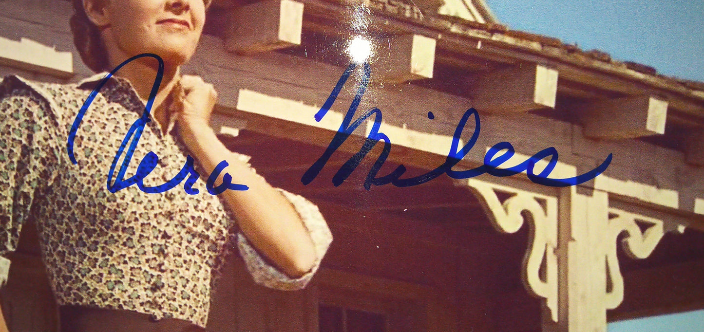 Vera Miles Hand Signed Autograph Photo COA + BAS