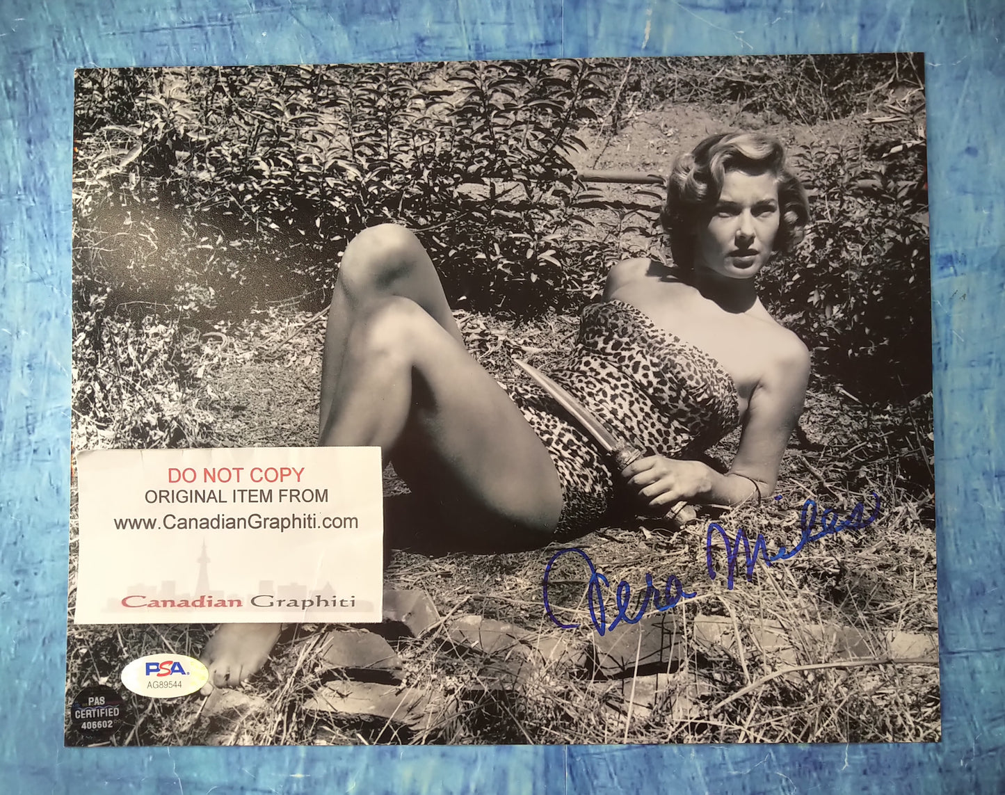 Vera Miles Hand Signed Autograph 8x10 Photo COA + PSA