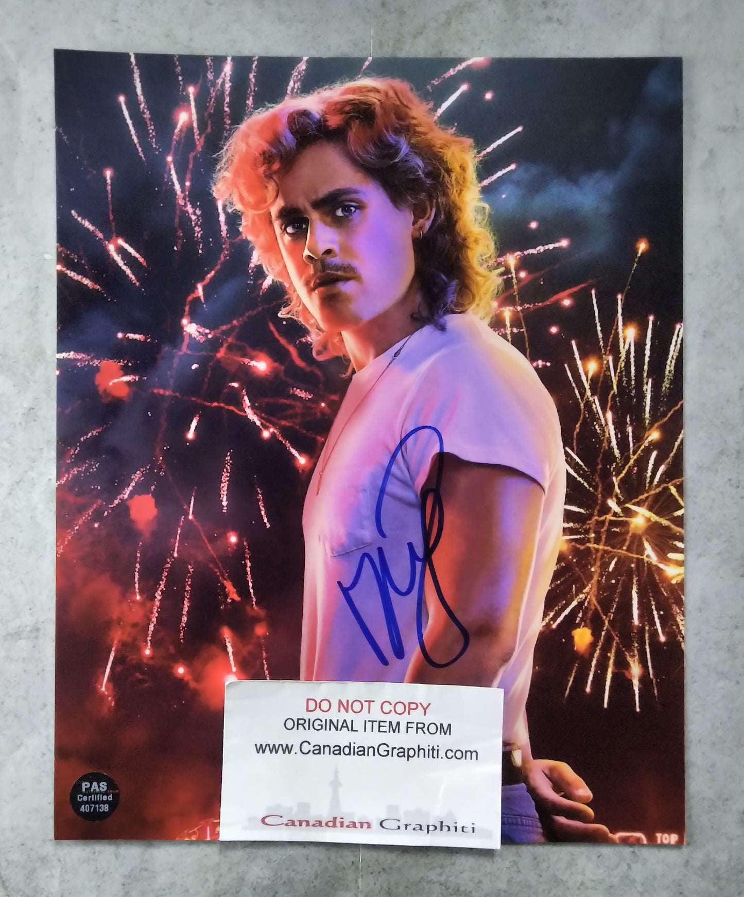 Dacre Montgomery Hand Signed Autograph 8x10 Photo COA Stranger Things