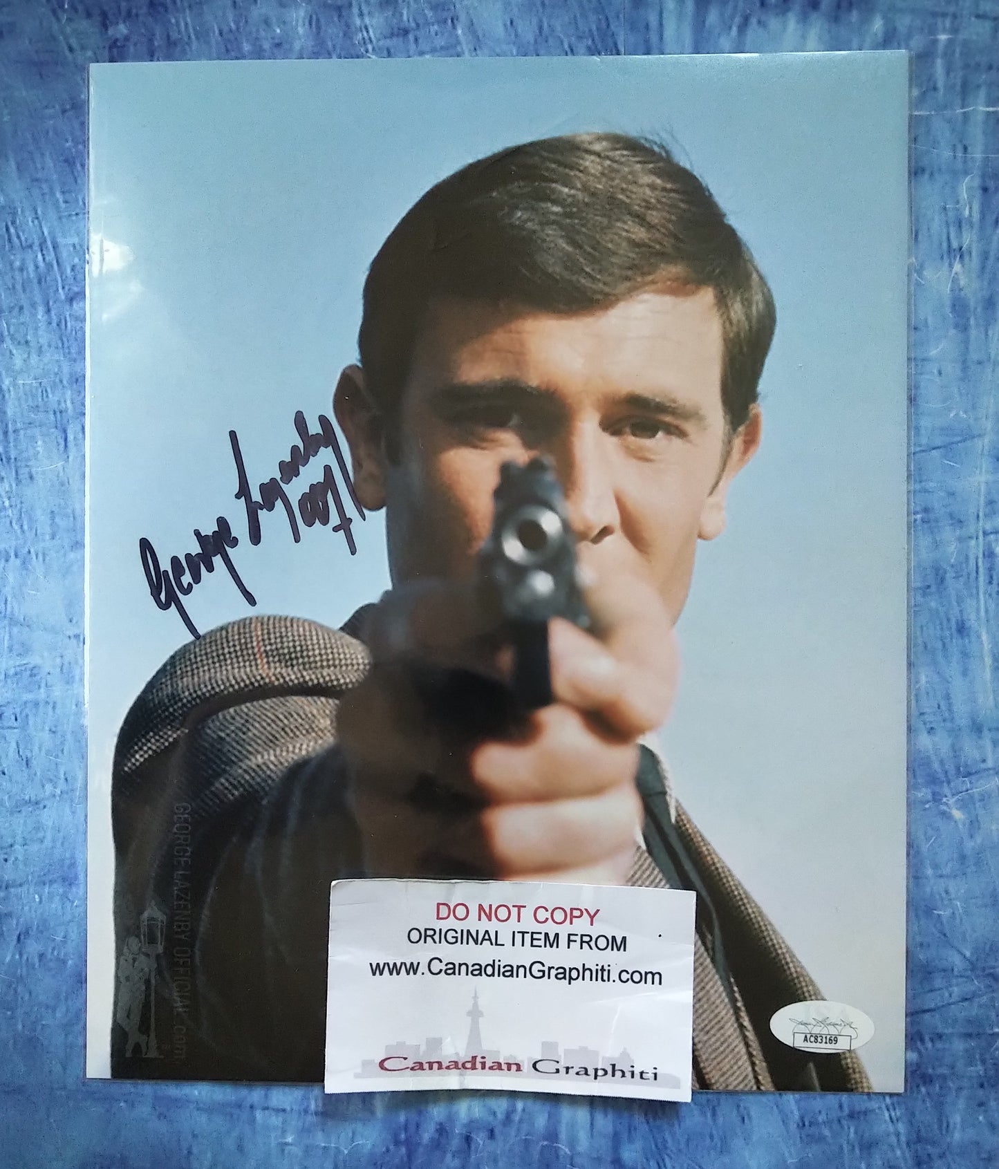 George Lazenby Hand Signed Autograph 8x10 Photo COA + JSA James Bond