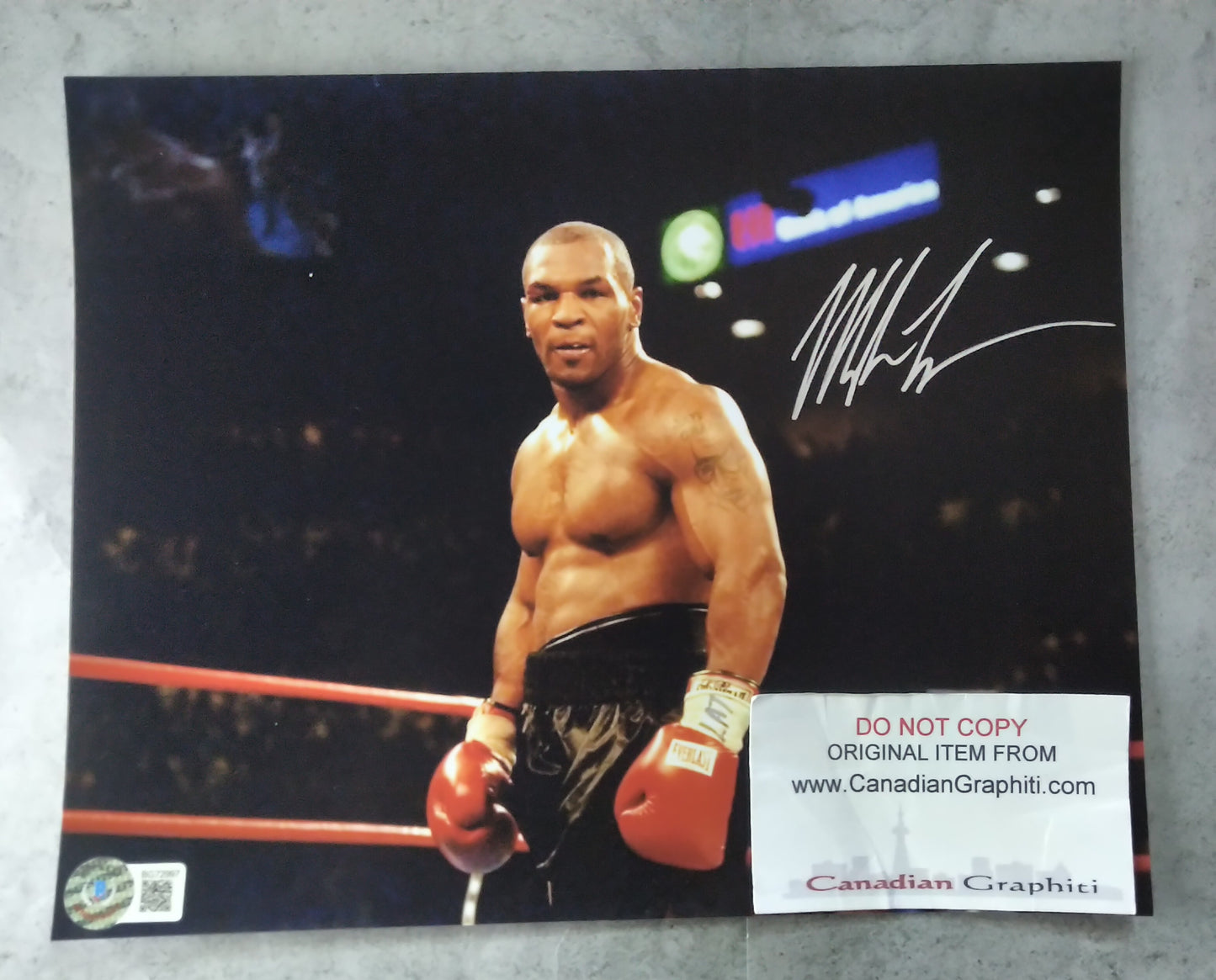 Mike Tyson Hand Signed Autograph 8x10 Photo BAS COA