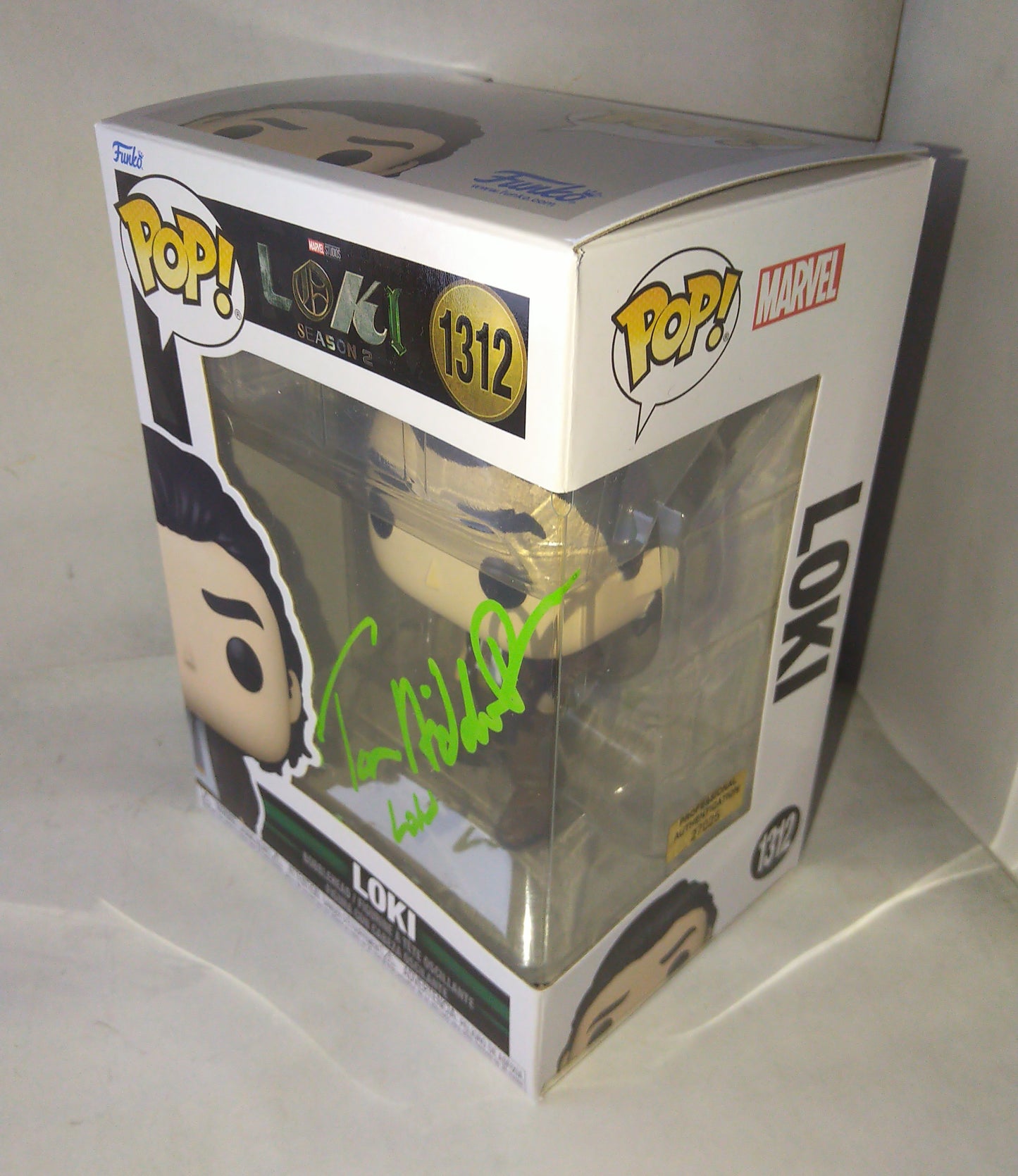 Tom Hiddleston Hand Signed Autograph Loki Funko Pop COA