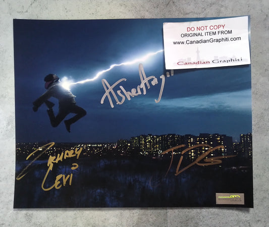 Shazam! Hand Signed Autograph 8x10 Photo COA Zachary Levi, Jack Dylan Grazer, Asher Angel