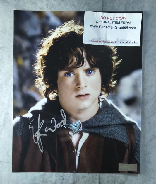 Elijah Wood Hand Signed Autograph 8x10 Photo COA Lord Of The Rings