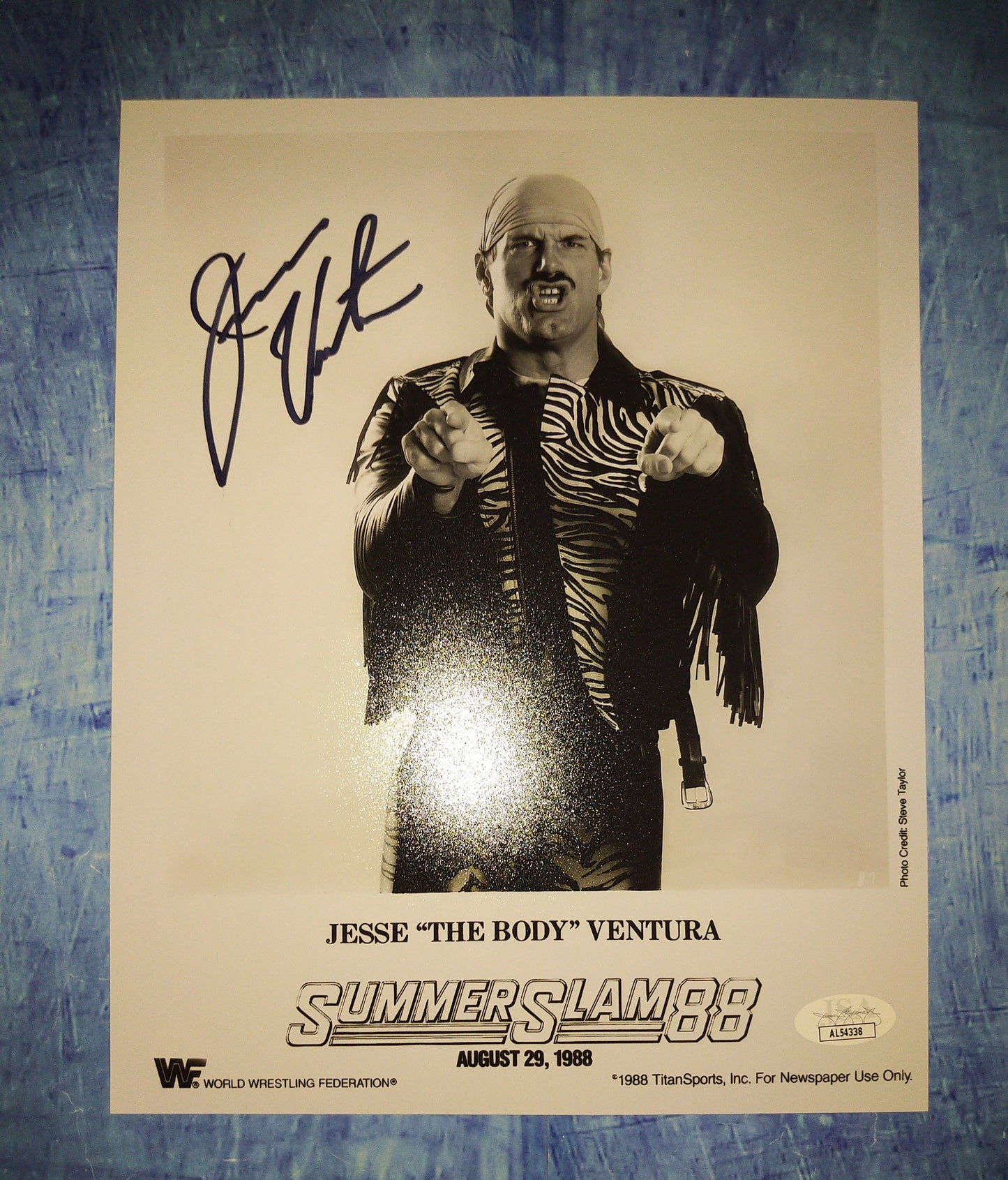 Jesse Ventura Hand Signed Autograph 8x10 Photo