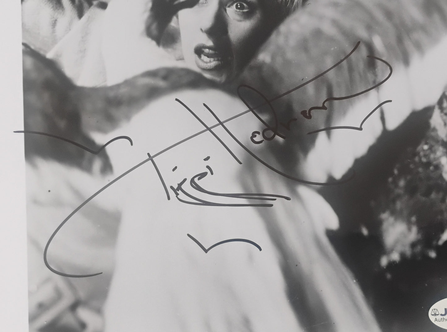 Tippi Hedren Hand Signed Autograph 8x10 Photo JSA COA The Birds