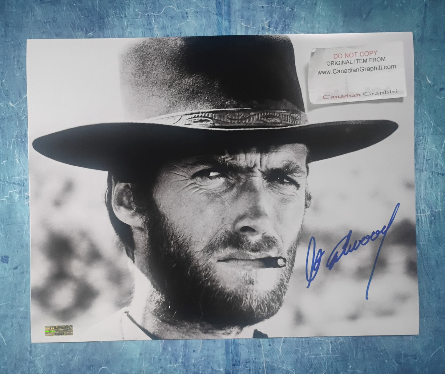 Clint Eastwood Hand Signed Autograph 11x14 Photo COA