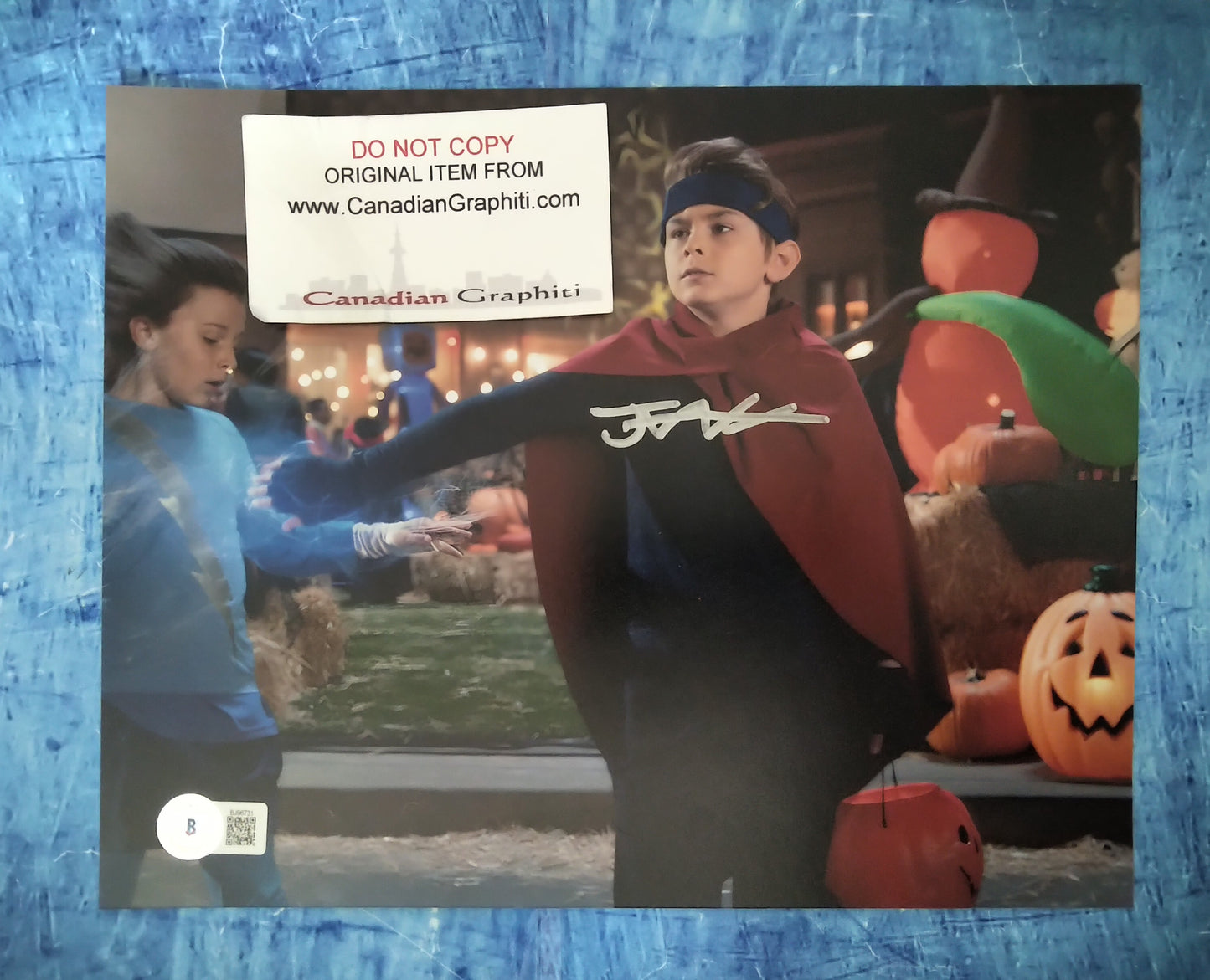 Julian Hilliard Hand Signed Autograph 8x10 Photo BAS COA Wandavision