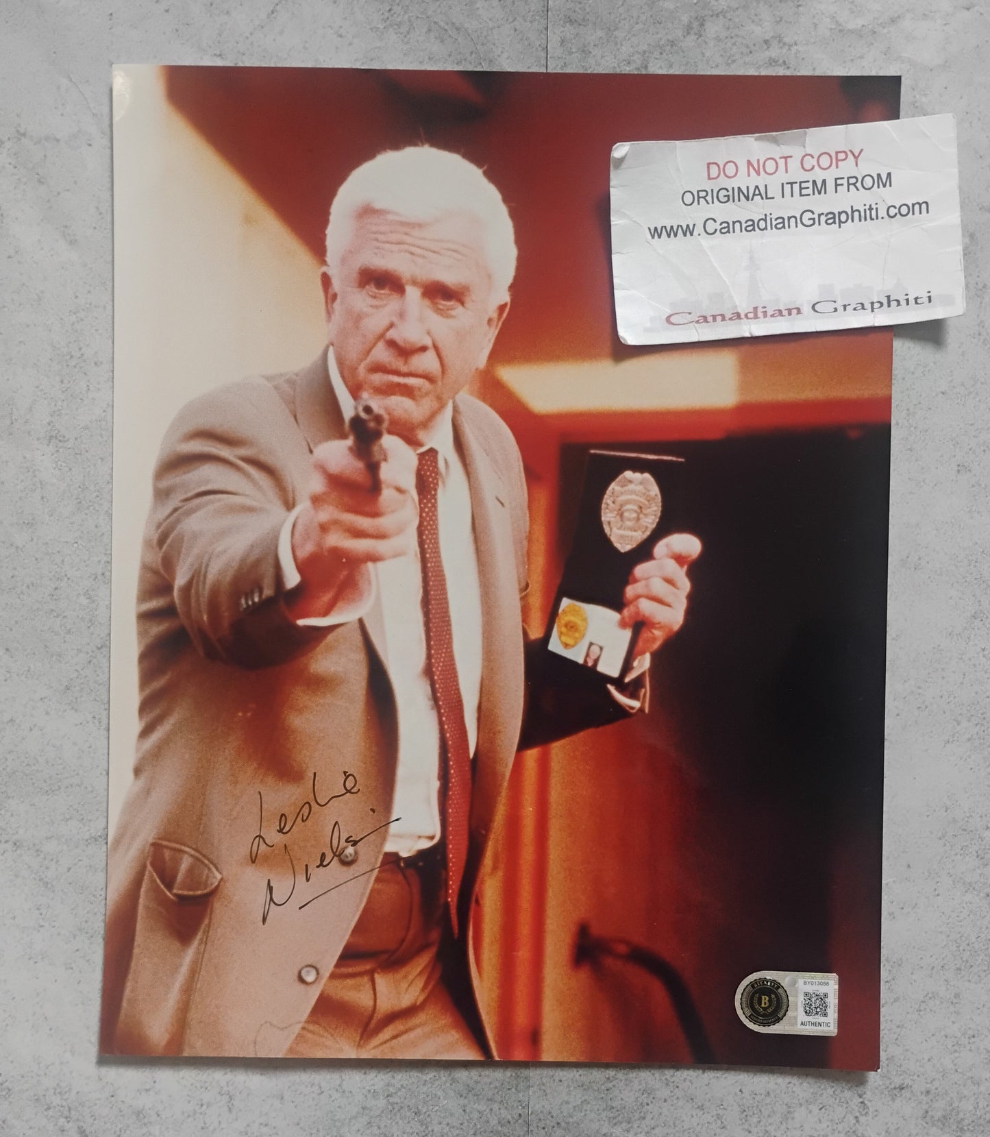 Leslie Nielsen Hand Signed Autograph 8x10 Photo BAS COA The Naked Gun