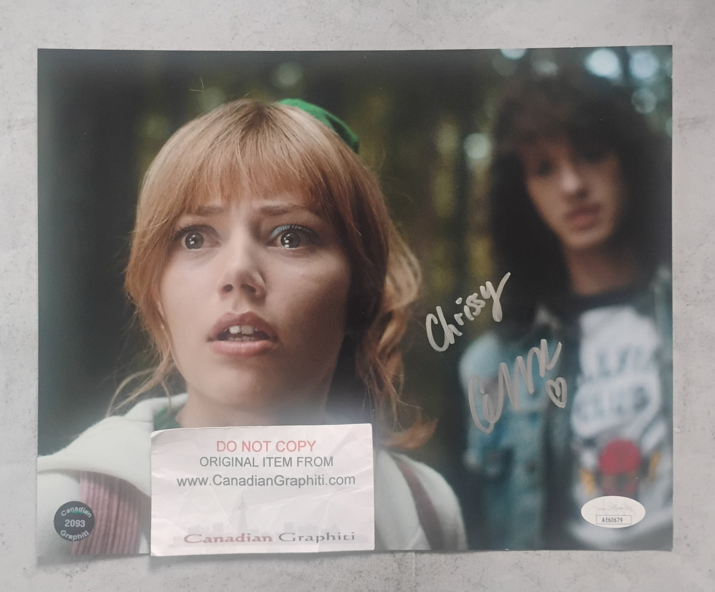 Grace Van Dien Hand Signed Autograph 8x10 Photo JSA COA Stranger Things