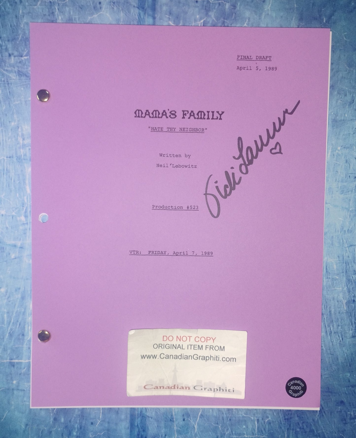 Vicki Lawrence Hand Signed Autograph Mama's Family Script COA