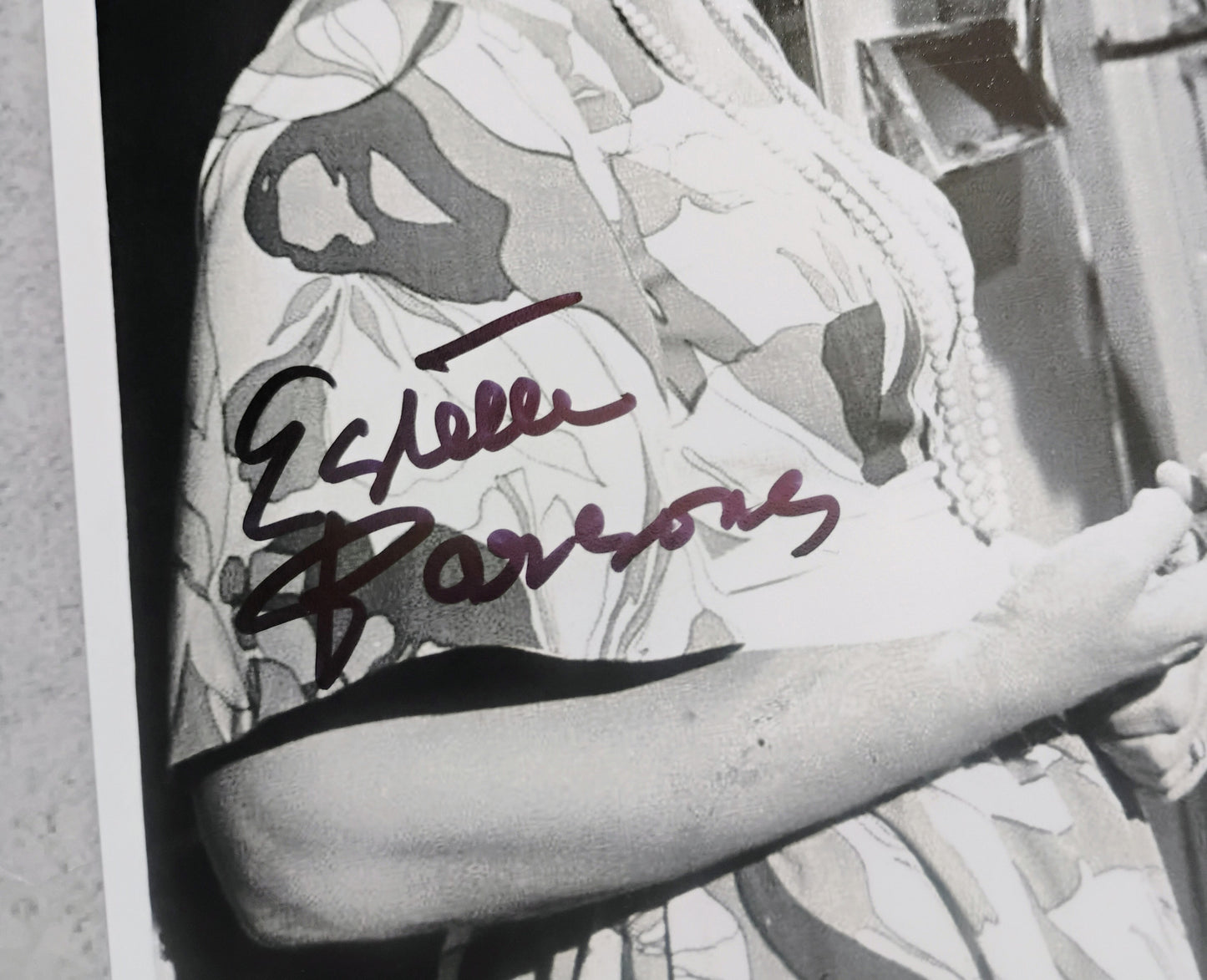 Estelle Parsons Hand Signed Autograph 8x10 Photo BAS COA