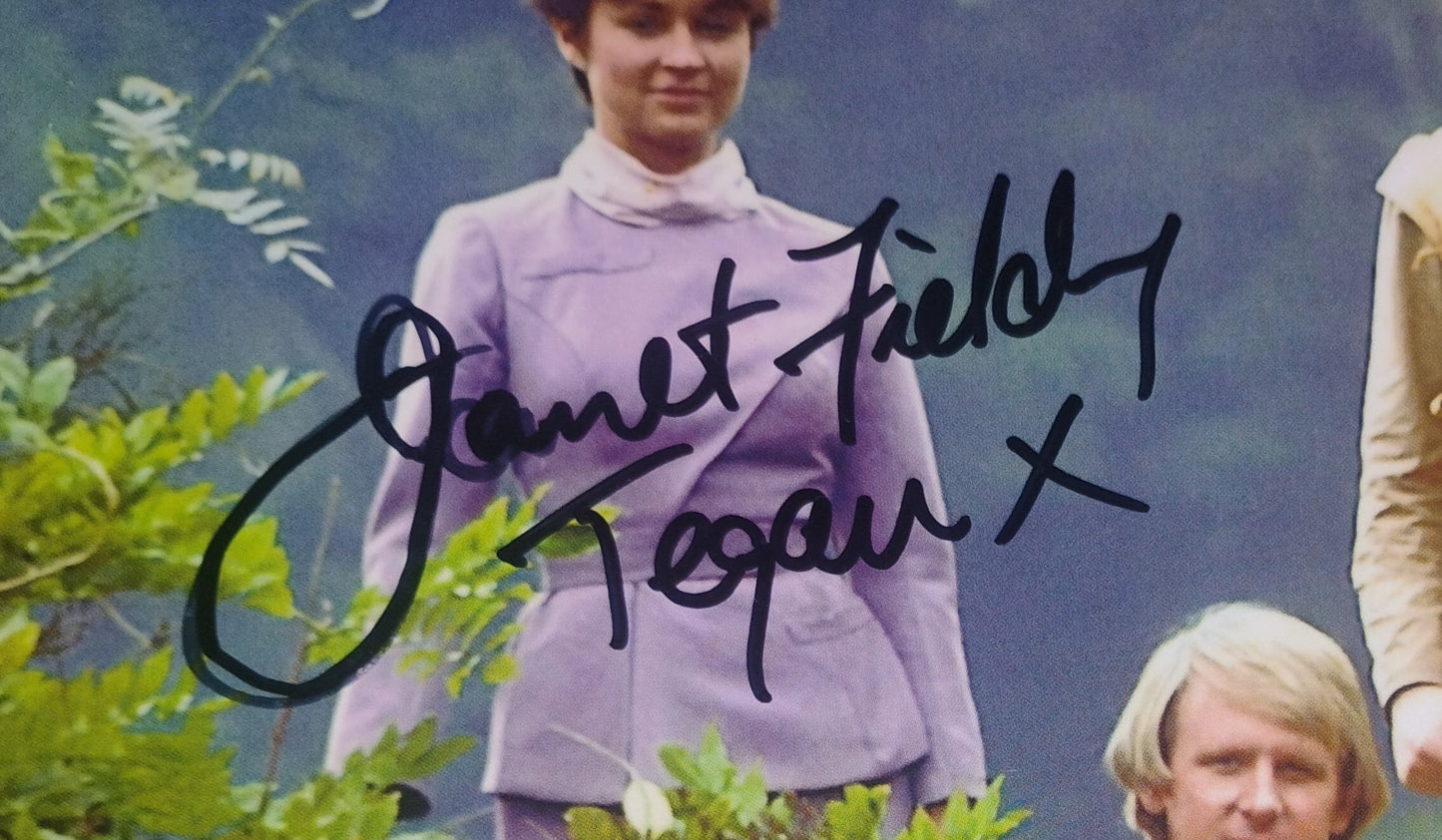 Janet Fielding Hand Signed Autograph 8x10 Photo JSA COA Doctor Who