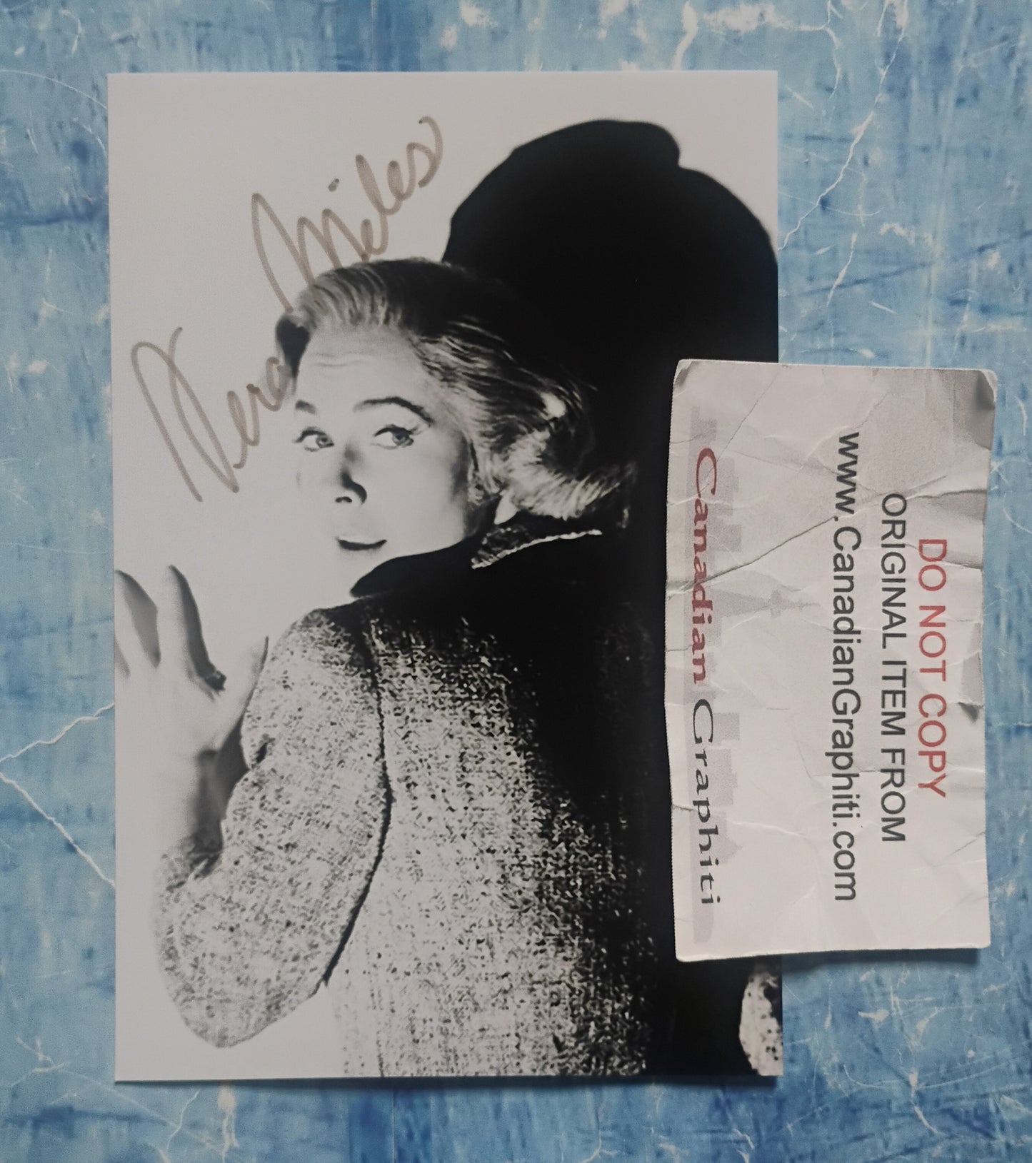 Vera Miles Hand Signed Autograph Photo COA Psycho