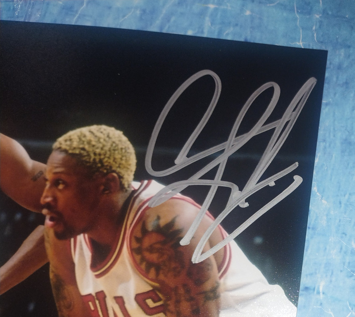 Denis Rodman Hand Signed Autograph 8x10 Photo JSA COA