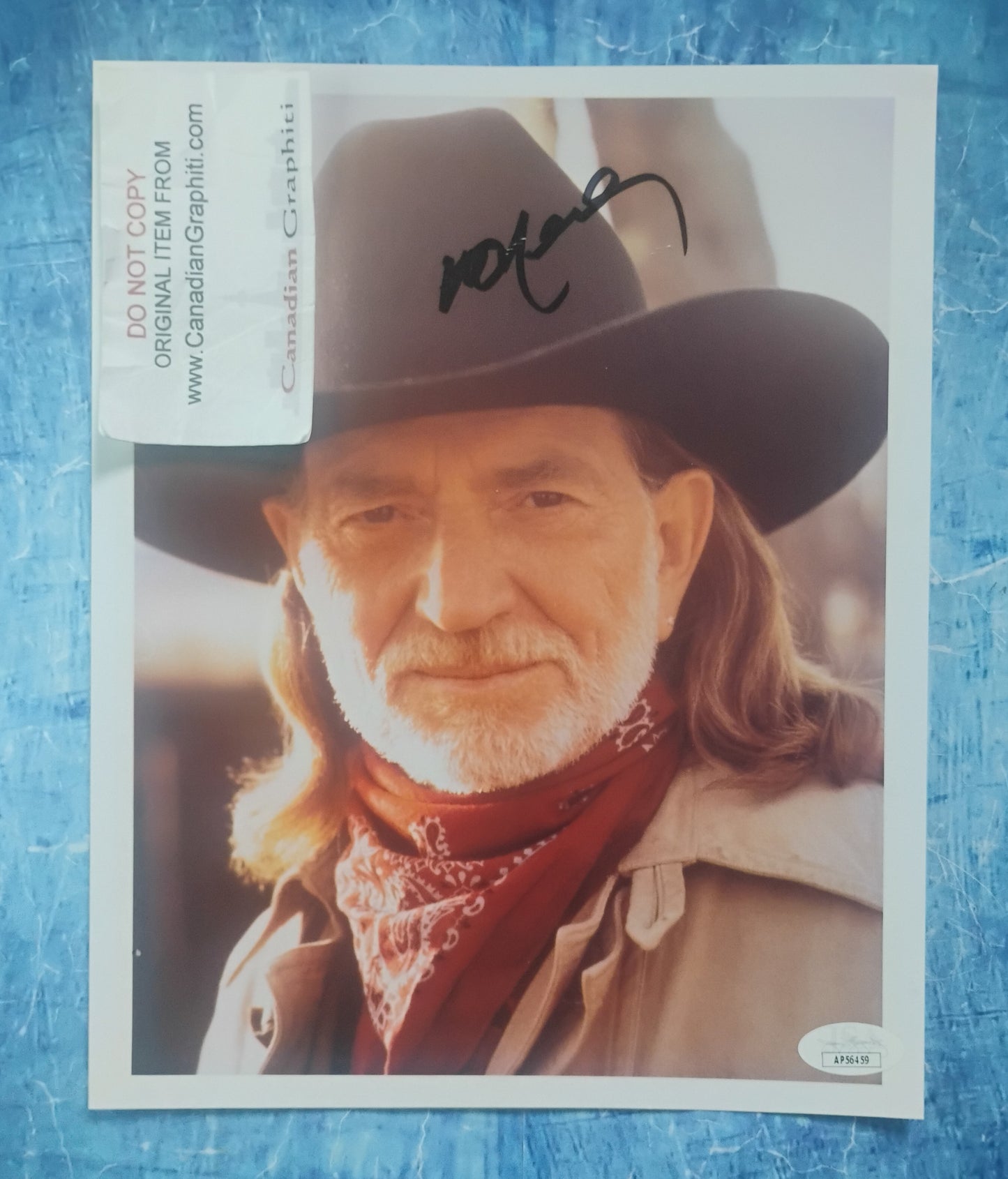 Willie Nelson Hand Signed Autograph 8x10 Photo JSA COA
