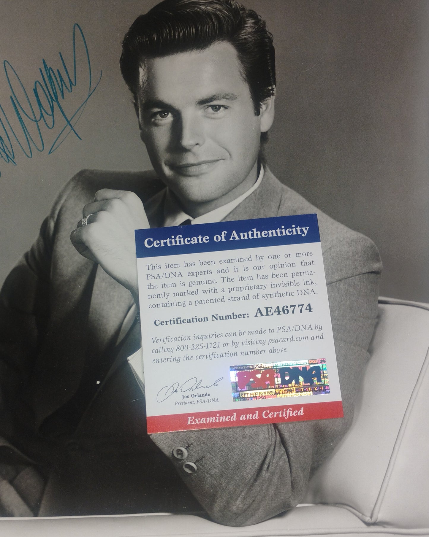 Robert Wagner Hand Signed Autograph 8x10 Photo PSA COA