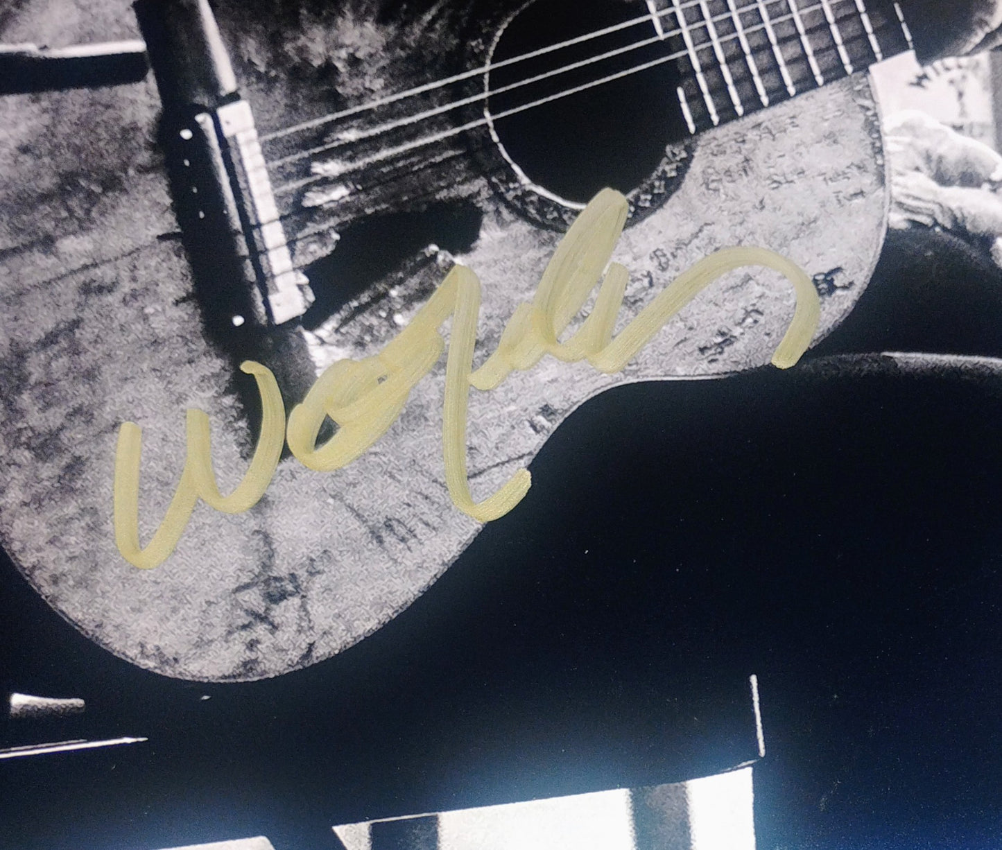 Willie Nelson Hand Signed Autograph 11x14 Photo COA