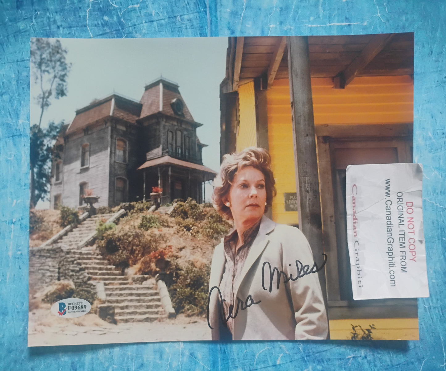 Vera Miles Hand Signed Autograph 8x10 Photo BAS COA Psycho