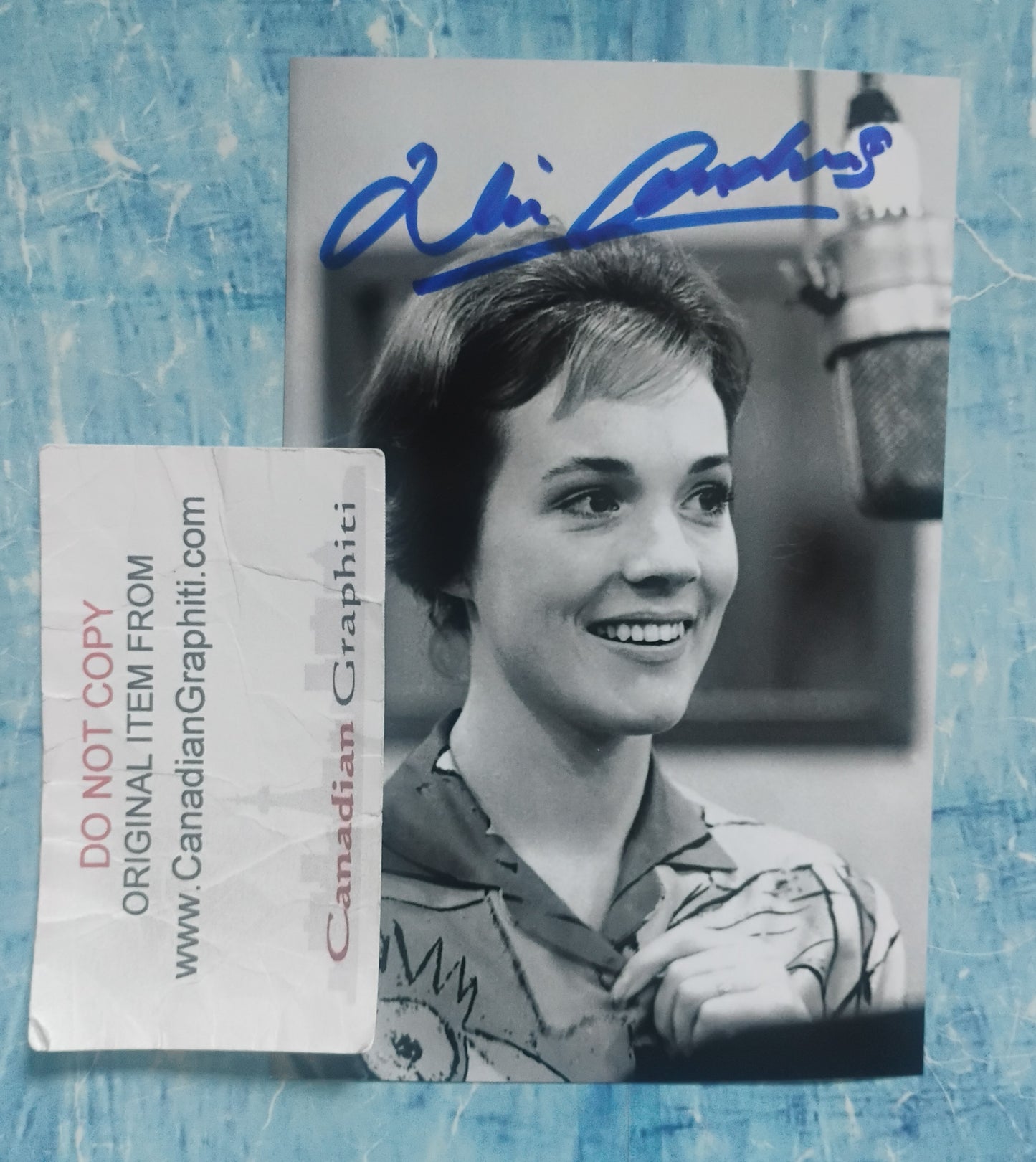 Julie Andrews Hand Signed Autograph Photo COA