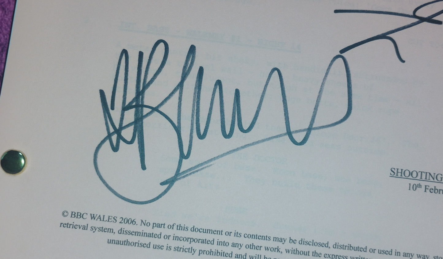 David Tennant & Billie Piper Hand Signed Autograph Doctor Who Script COA