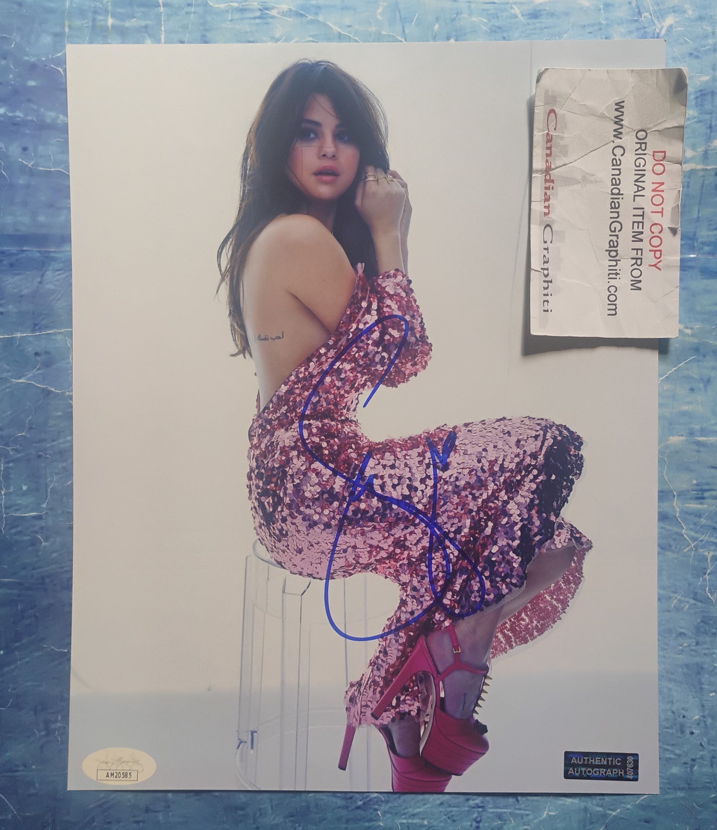 Selena Gomez Hand Signed Autograph 8x10 Photo JSA COA